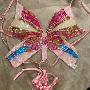 Pink butterfly top ✨🦋
